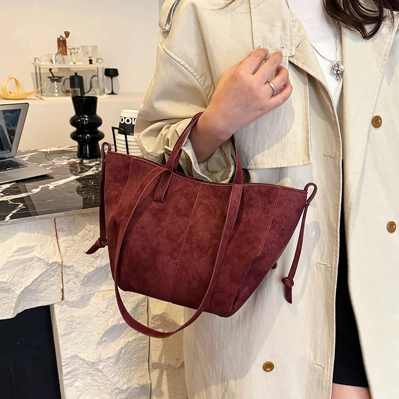 กระเป๋าถือสะพายไหล่แบบมีหูเกี่ - Women Bags On Sale บทวิจารณ์และราคา